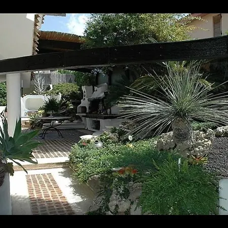 Oda ve Kahvaltı Il Giardino Del Margine Rosso